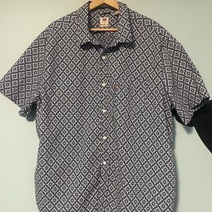 Levi's Red Tag Navy Short-Sleeve Geometric  Button-Down Shirt